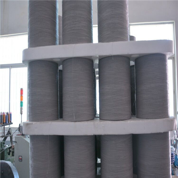 überzogenes Garn PVCs 1000Dx1000D für das PVC gesponnene Vinyl, das 0.32mm Größe ausbreitet fournisseur